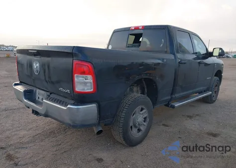 2022 Ram 2500 Tradesman 4X4 6'4 Box z USA, uszkodzony, nr VIN 3C6UR5CLXNG394272